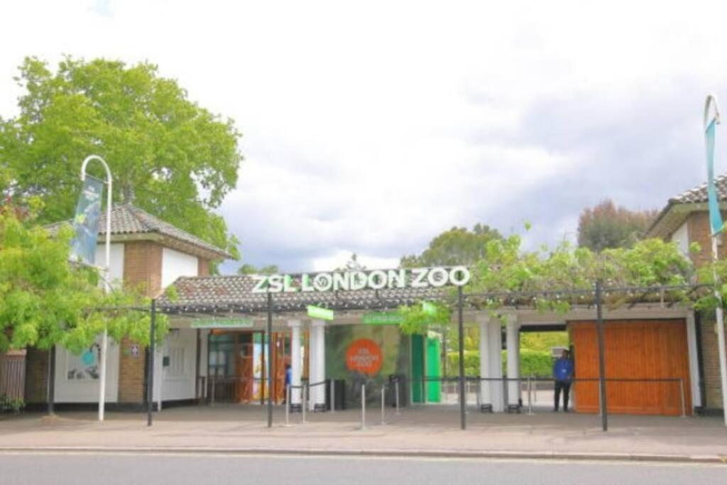 Boutique Modern Hotel Room For Two Near Tube And Bus Stations Londres Exterior foto