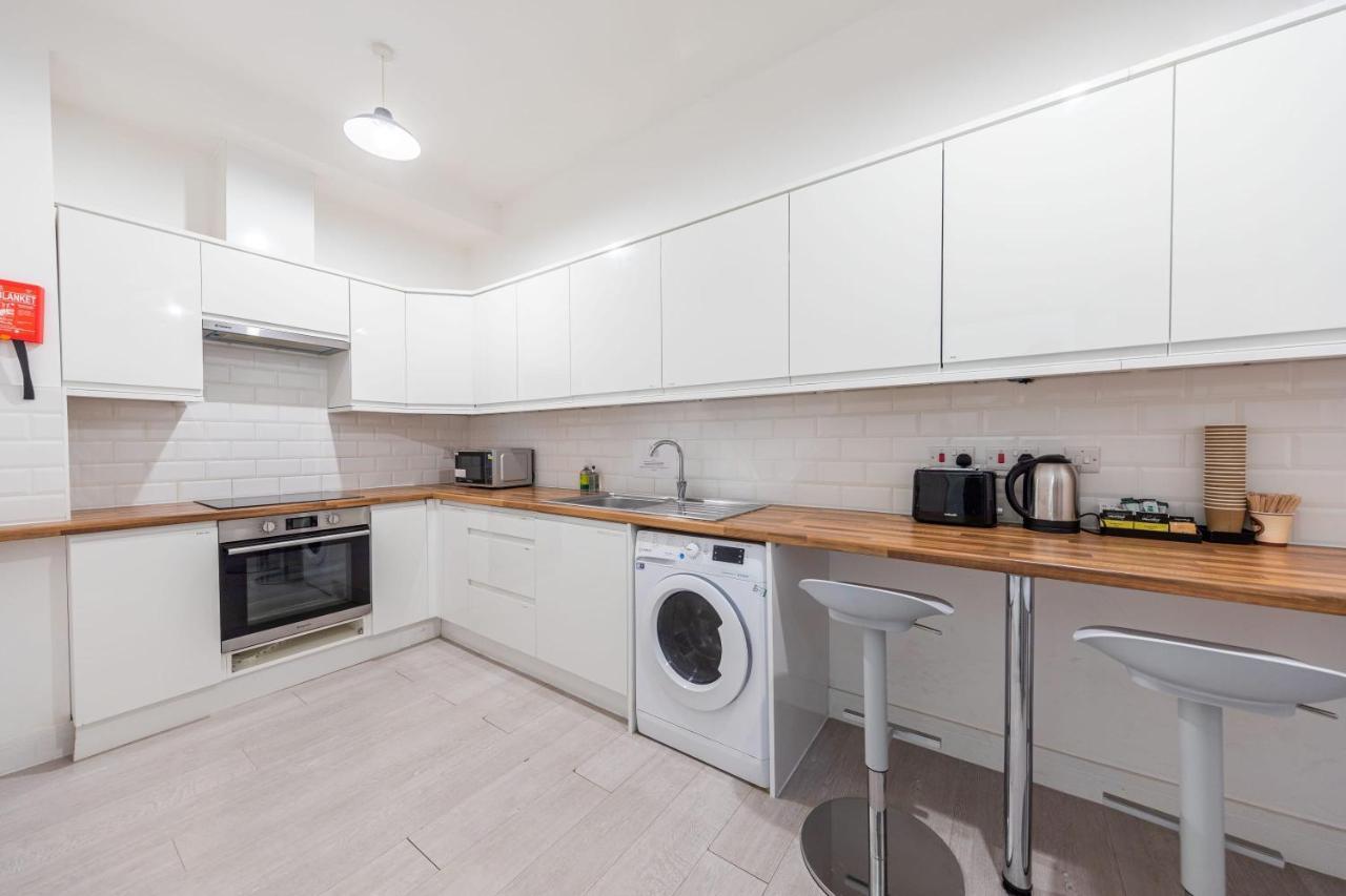 Boutique Modern Hotel Room For Two Near Tube And Bus Stations Londres Exterior foto